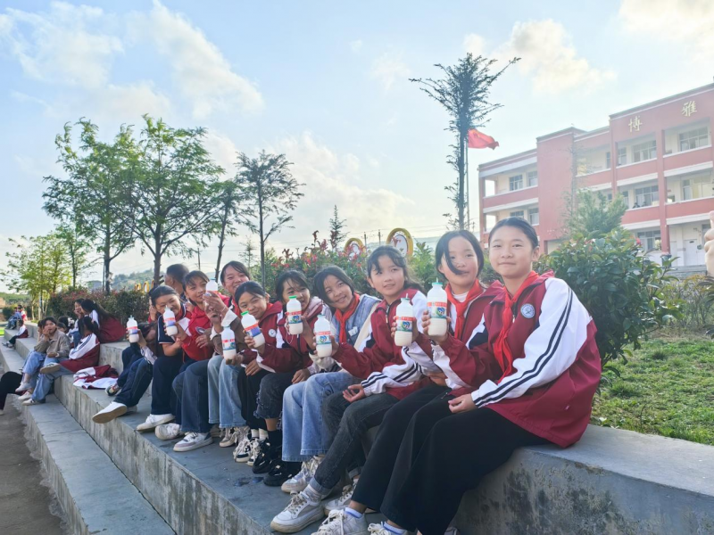 真情传递温暖，爱心点亮希望|W66利来“抗旱保教”捐赠活动圆满完成